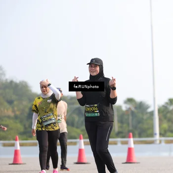Runner Photo 6590158