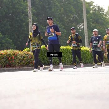 Runner Photo 6590207