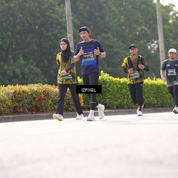 Runner Photo 6590239