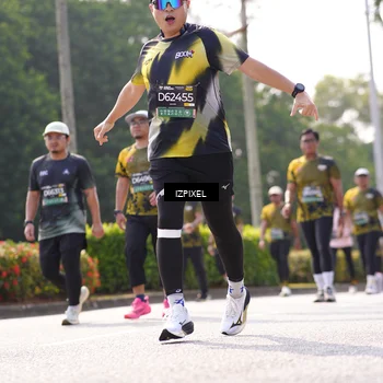Runner Photo 6590240