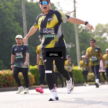 Runner Photo 6590242