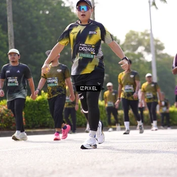 Runner Photo 6590254