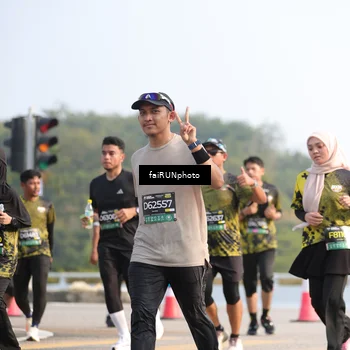 Runner Photo 6590290