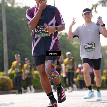 Runner Photo 6590295