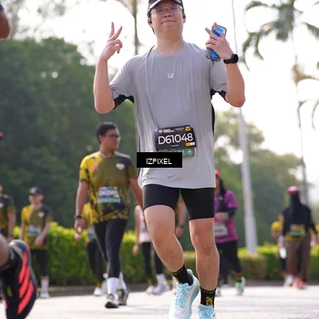 Runner Photo 6590320