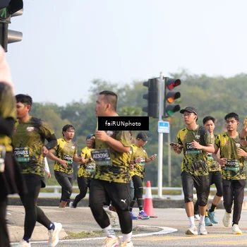 Runner Photo 6590365