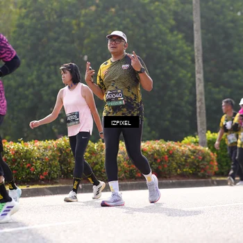 Runner Photo 6590401