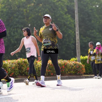 Runner Photo 6590408