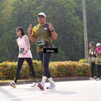 Runner Photo 6590417
