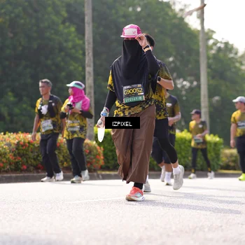 Runner Photo 6590432