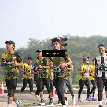 Runner Photo 6590433