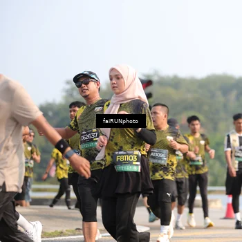 Runner Photo 6590440