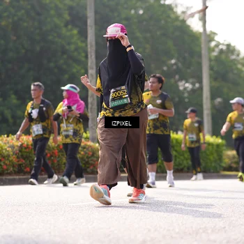 Runner Photo 6590451