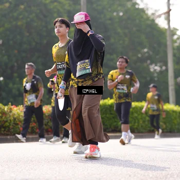 Runner Photo 6590496