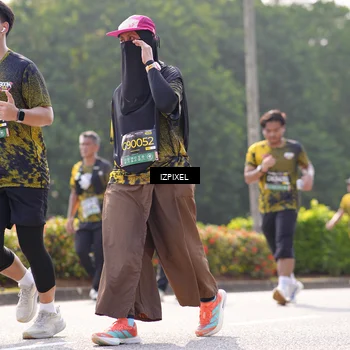 Runner Photo 6590518