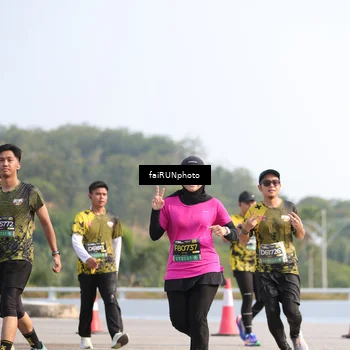 Runner Photo 6590528
