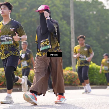 Runner Photo 6590544