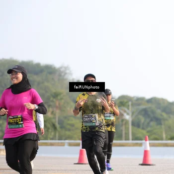 Runner Photo 6590581
