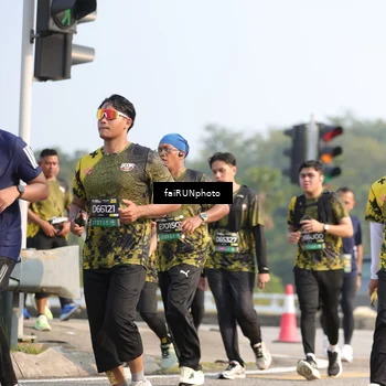 Runner Photo 6590628