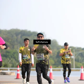 Runner Photo 6590630