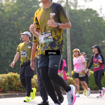 Runner Photo 6590644