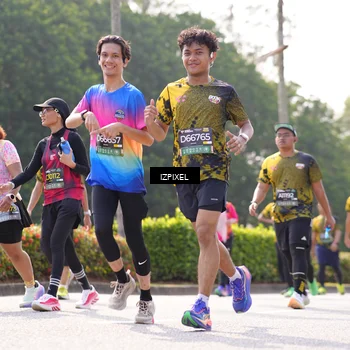 Runner Photo 6590649