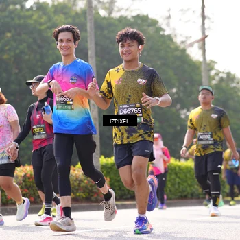 Runner Photo 6590663