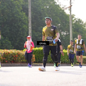 Runner Photo 6590740