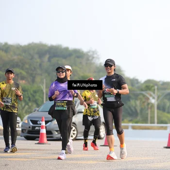 Runner Photo 6590748
