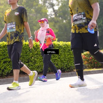 Runner Photo 6590757