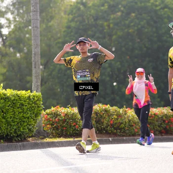 Runner Photo 6590759