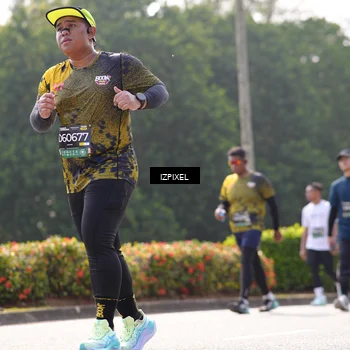 Runner Photo 6590810