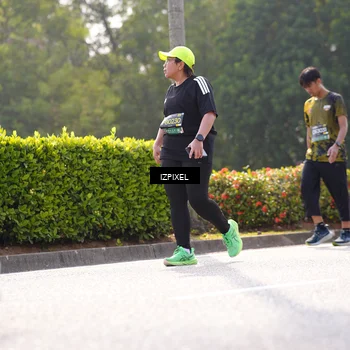 Runner Photo 6590824