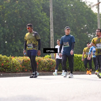 Runner Photo 6590853