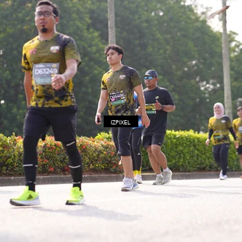 Runner Photo 6590899