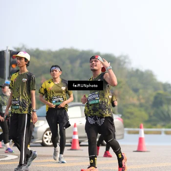 Runner Photo 6590942