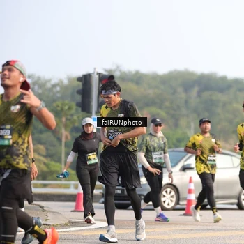 Runner Photo 6590989