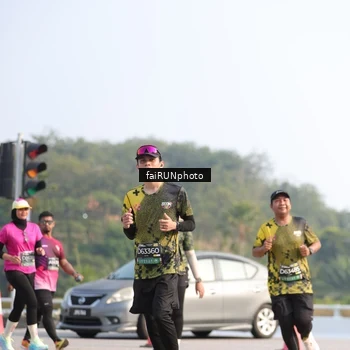 Runner Photo 6590993