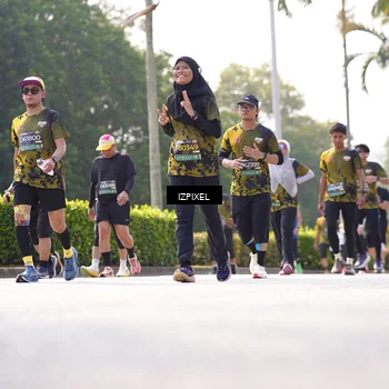Runner Photo 6591040