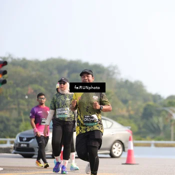 Runner Photo 6591059