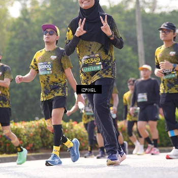 Runner Photo 6591135