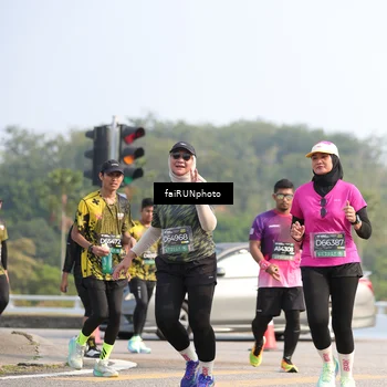 Runner Photo 6591157