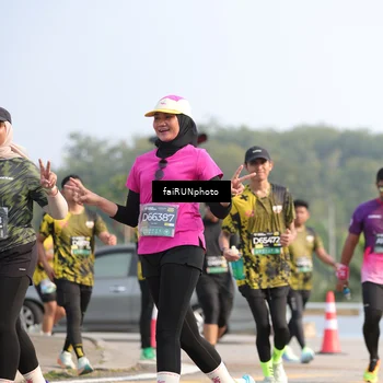 Runner Photo 6591158