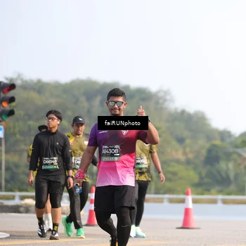 Runner Photo 6591212