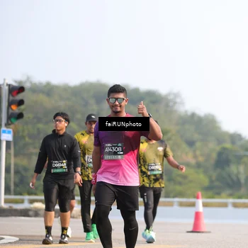 Runner Photo 6591263