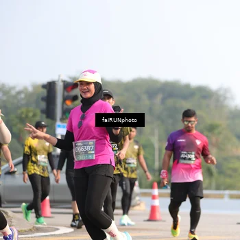 Runner Photo 6591266