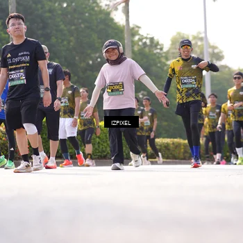 Runner Photo 6591284