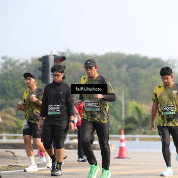 Runner Photo 6591324
