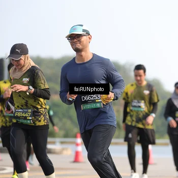 Runner Photo 6591459
