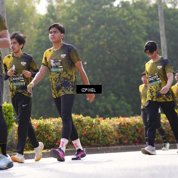 Runner Photo 6591496